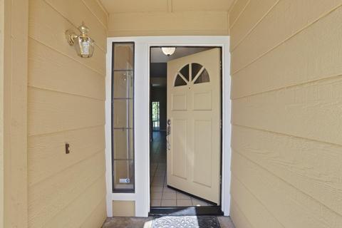 425 E Augusta St, Woodbridge, CA 95258 photo 3