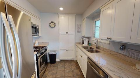 608 Summit Ct, Modesto, CA 95357 photo 8