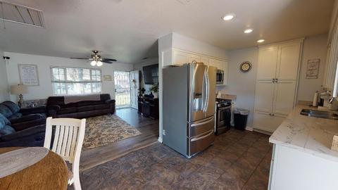608 Summit Ct, Modesto, CA 95357 photo 6