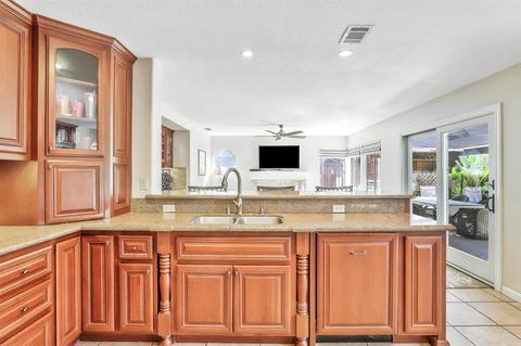 1821 Kern St, Tracy, CA 95376 photo 14