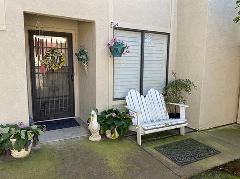 1129 Cedar Creek Dr #3, Modesto, CA 95355 photo 2