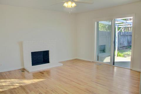 1309 Cardinal St, Lodi, CA 95242 photo 15