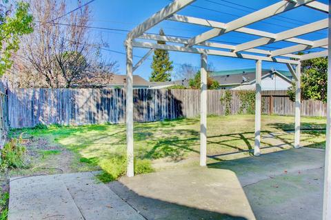 1309 Cardinal St, Lodi, CA 95242 photo 17
