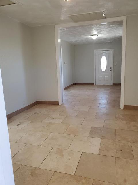 2216 Robertson Rd, Modesto, CA 95351 photo 6