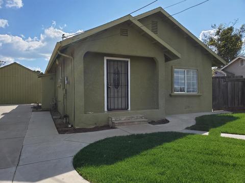 2216 Robertson Rd, Modesto, CA 95351 photo 2