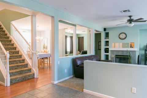 401 Carnelian Ave, Lathrop, CA 95330 photo 4
