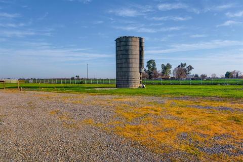 1712 Pomelo Ave, Patterson, CA 95363 photo 43