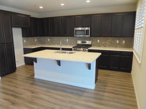 2133 Splendor Way, Modesto, CA 95357 photo 4