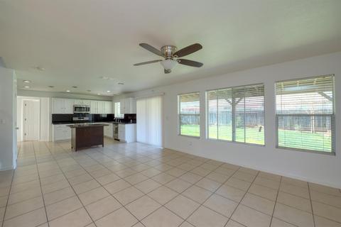 609 Osprey Dr, Patterson, CA 95363 photo 7