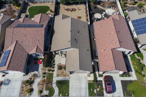 2465 Shady Oak Pl, Manteca, CA 95336 photo 2