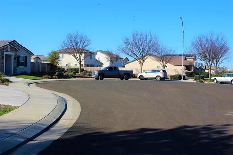 2304 Kiska Dr, Modesto, CA 95355 photo 5