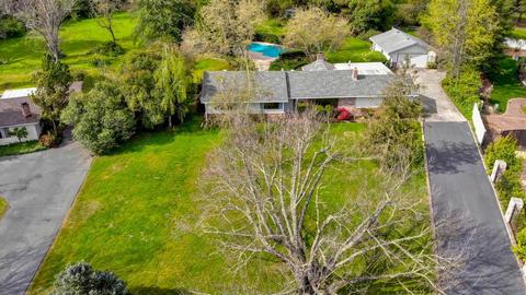 4423 Mapel Ln, Carmichael, CA 95608 photo 2