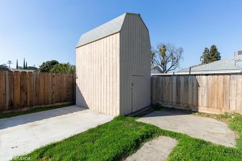 1609 Primrose Ln, Modesto, CA 95355 photo 24