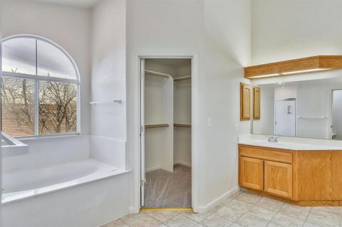 1664 Via Milano, Gustine, CA 95322 photo 33