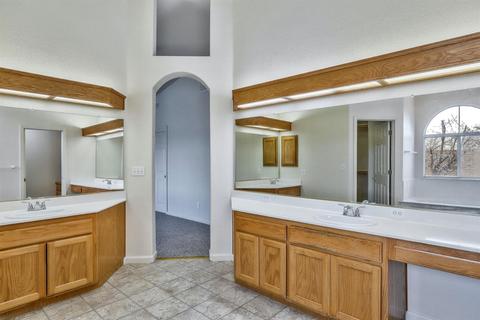 1664 Via Milano, Gustine, CA 95322 photo 34