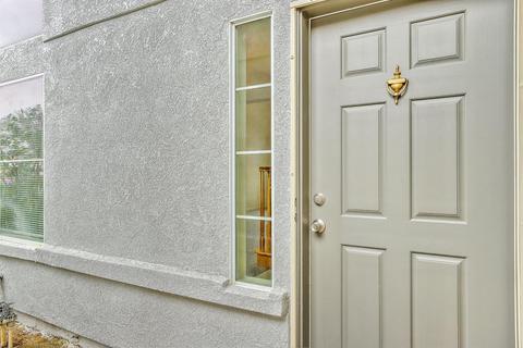 1664 Via Milano, Gustine, CA 95322 photo 5