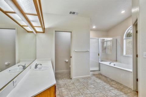 1664 Via Milano, Gustine, CA 95322 photo 32