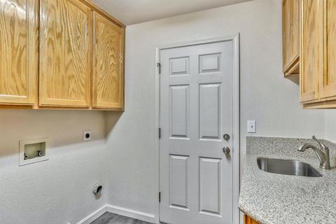 1664 Via Milano, Gustine, CA 95322 photo 25