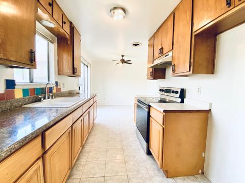 2037 Robertson Rd, Modesto, CA 95351 photo 6