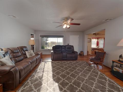 698 S Patrick Rd, Stockton, CA 95215 photo 5