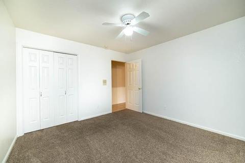877 Canyon Ct, Manteca, CA 95336 photo 10