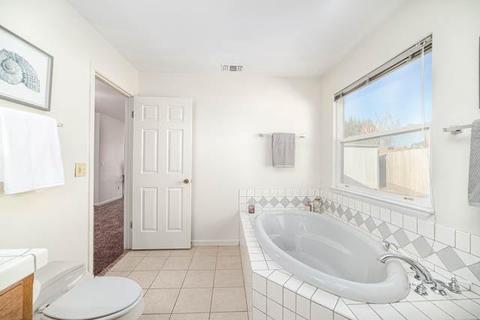 877 Canyon Ct, Manteca, CA 95336 photo 16