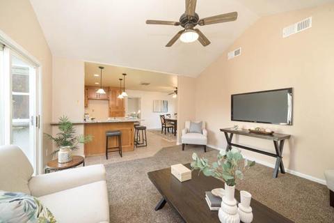 877 Canyon Ct, Manteca, CA 95336 photo 3
