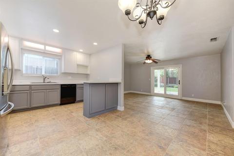 8666 Pardillo Ave, Orangevale, CA 95662 photo 11