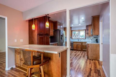 7255 Gunderson Way, Carmichael, CA 95608 photo 1