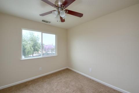 301 Memory Ln, Turlock, CA 95382 photo 28