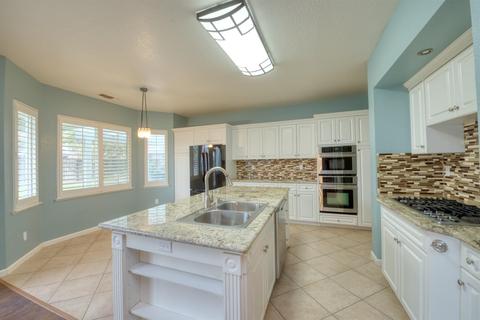 301 Memory Ln, Turlock, CA 95382 photo 12