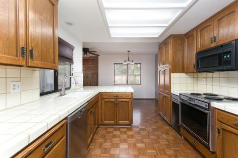 1517 Iris Dr, Lodi, CA 95242 photo 13