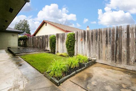 1517 Iris Dr, Lodi, CA 95242 photo 27