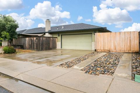 1517 Iris Dr, Lodi, CA 95242 photo 3