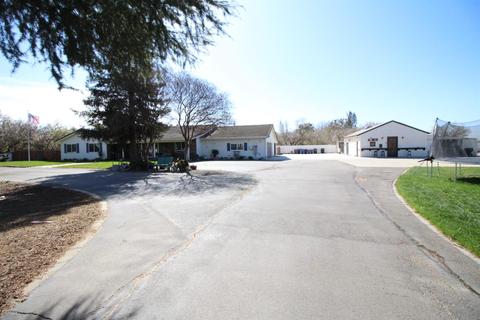 5980 E Peach Ave, Manteca, CA 95337 photo 2