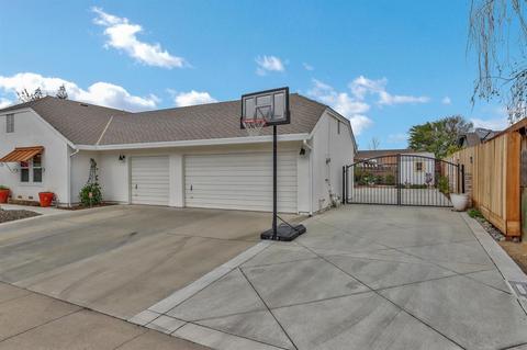 3828 Marigold Ln, Modesto, CA 95356 photo 8