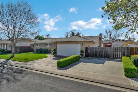 1900 Hermida Way, Modesto, CA 95355 photo 4