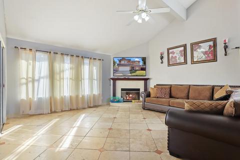 1524 Cartwright Ct, Modesto, CA 95351 photo 4
