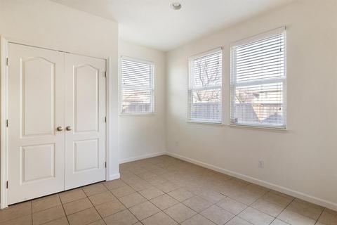 91 Camelback St, Lathrop, CA 95330 photo 15