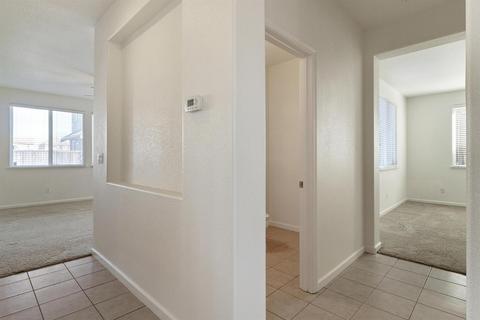 91 Camelback St, Lathrop, CA 95330 photo 31