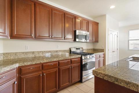 91 Camelback St, Lathrop, CA 95330 photo 12
