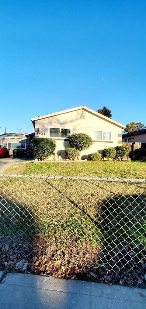 2423 Sixth, Stockton, CA 95205 photo 1