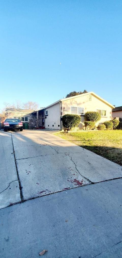 2423 Sixth, Stockton, CA 95205 photo 2