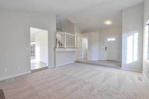 1121 El Vecino Ave, Modesto, CA 95350 photo 4