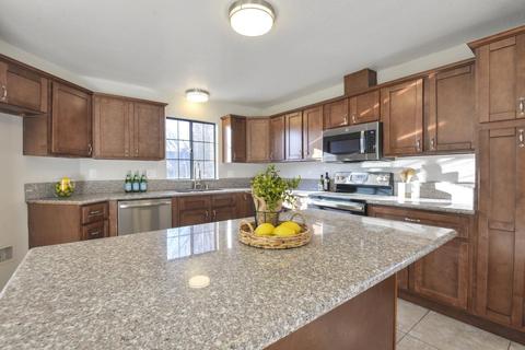 1121 El Vecino Ave, Modesto, CA 95350 photo 11