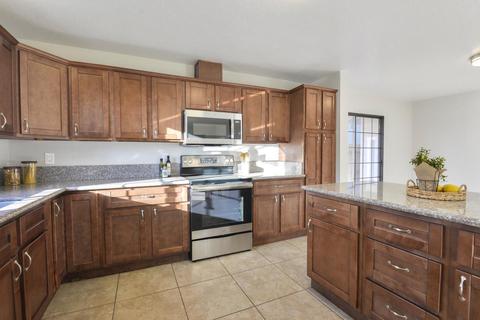 1121 El Vecino Ave, Modesto, CA 95350 photo 10