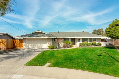 1146 Carnation Ct, Modesto, CA 95355 photo 2