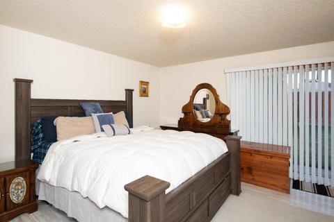 240 Wiley Ct, Turlock, CA 95382 photo 18