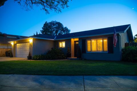 1233 Jill Ln, Modesto, CA 95355 photo 2