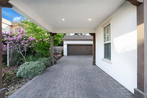 2224 Giannoni Way, Lodi, CA 95242 photo 4